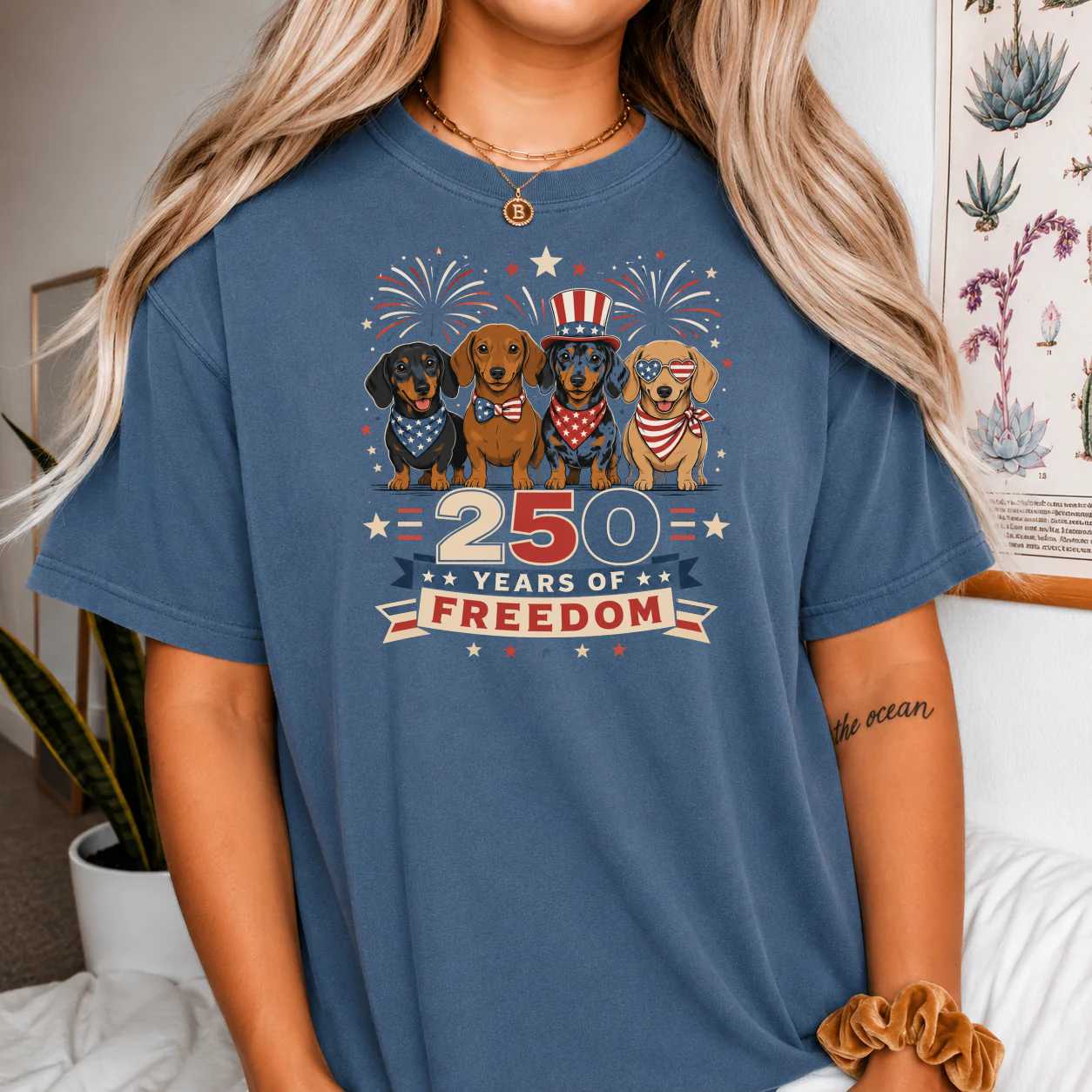 Patriotic Dachshund Shirt Clean Modern Illustration America 250 T-Shirt Freedom Dog Lover Graphic Tee