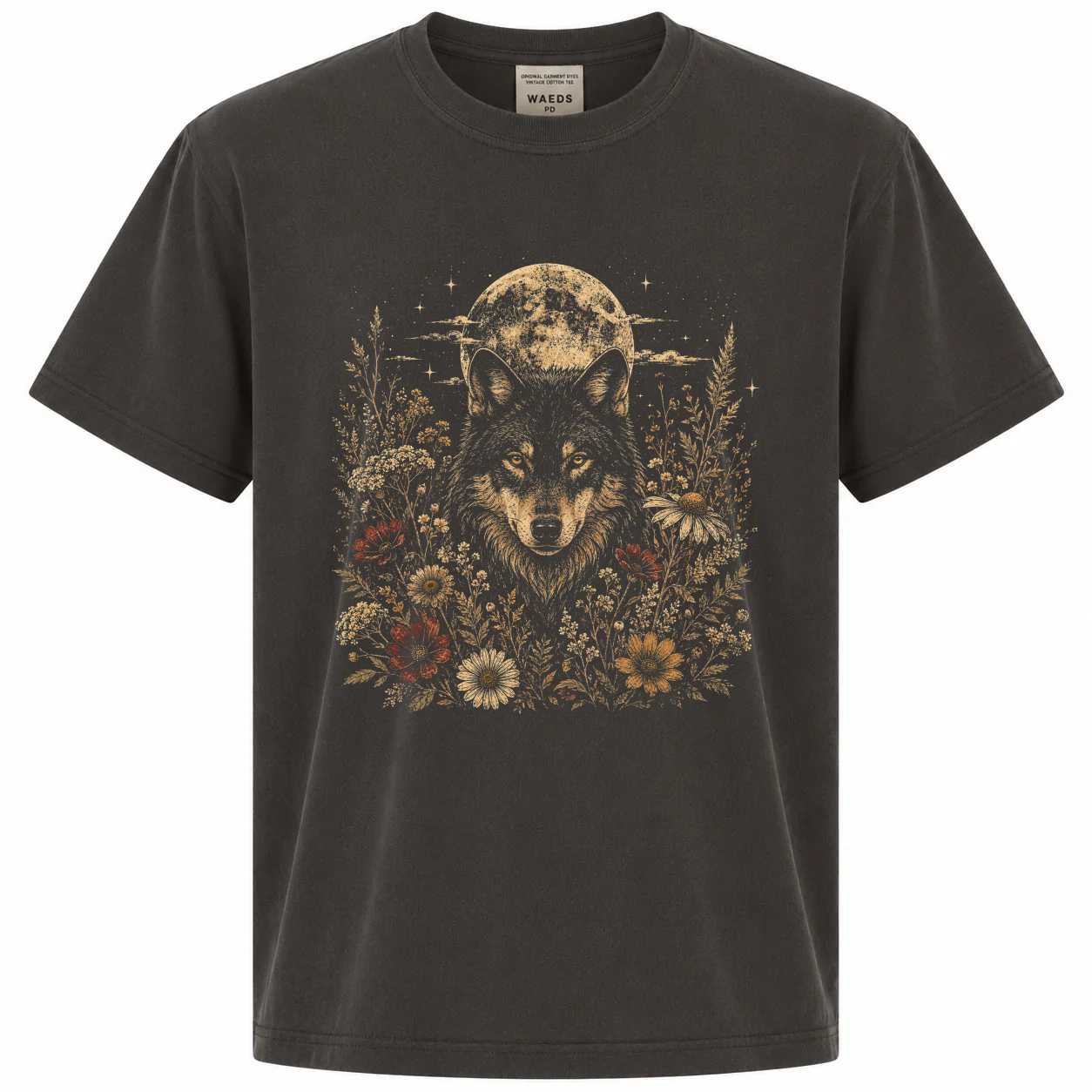 Vintage Wolf Moon Floral Graphic T-Shirt for Women, Boho Wildlife Nature Lover Casual Tee