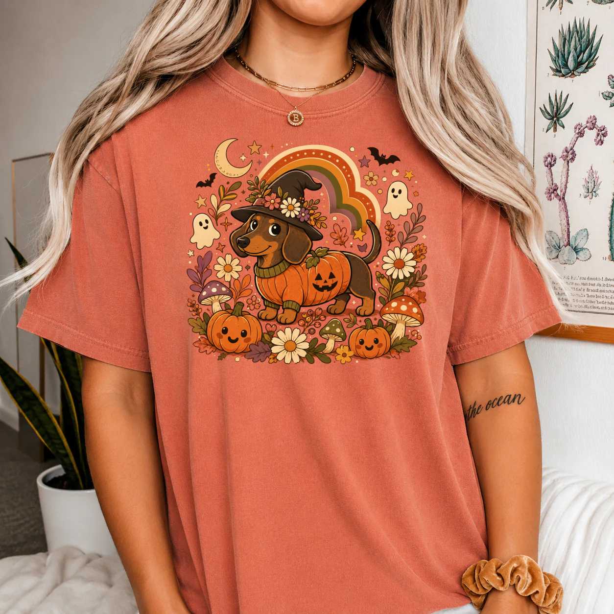 Halloween Dachshund Pumpkin Witch T-Shirt for Dog Lovers Cute Vintage Style Fall Graphic Apparel